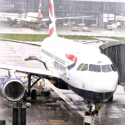 Airport transfer taxi service in Andover, Hampshire